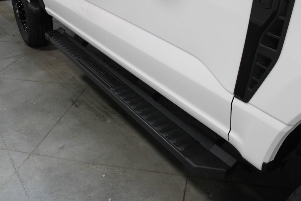 New 2026 Ford F250 Lariat w/ Black Appearance Package image 11