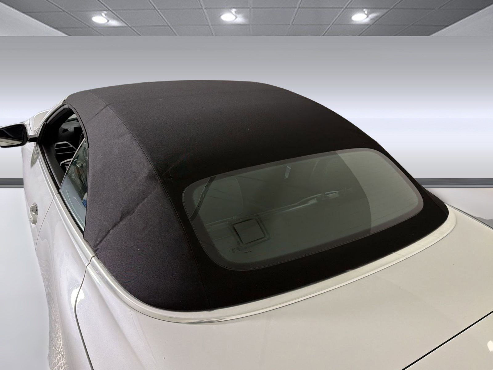 Used 2025 BMW 430i Convertible RWD image 17