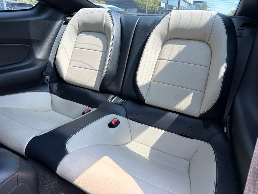 Used 2016 Ford Mustang GT Premium w/ Equipment Group 401A RWD image 9