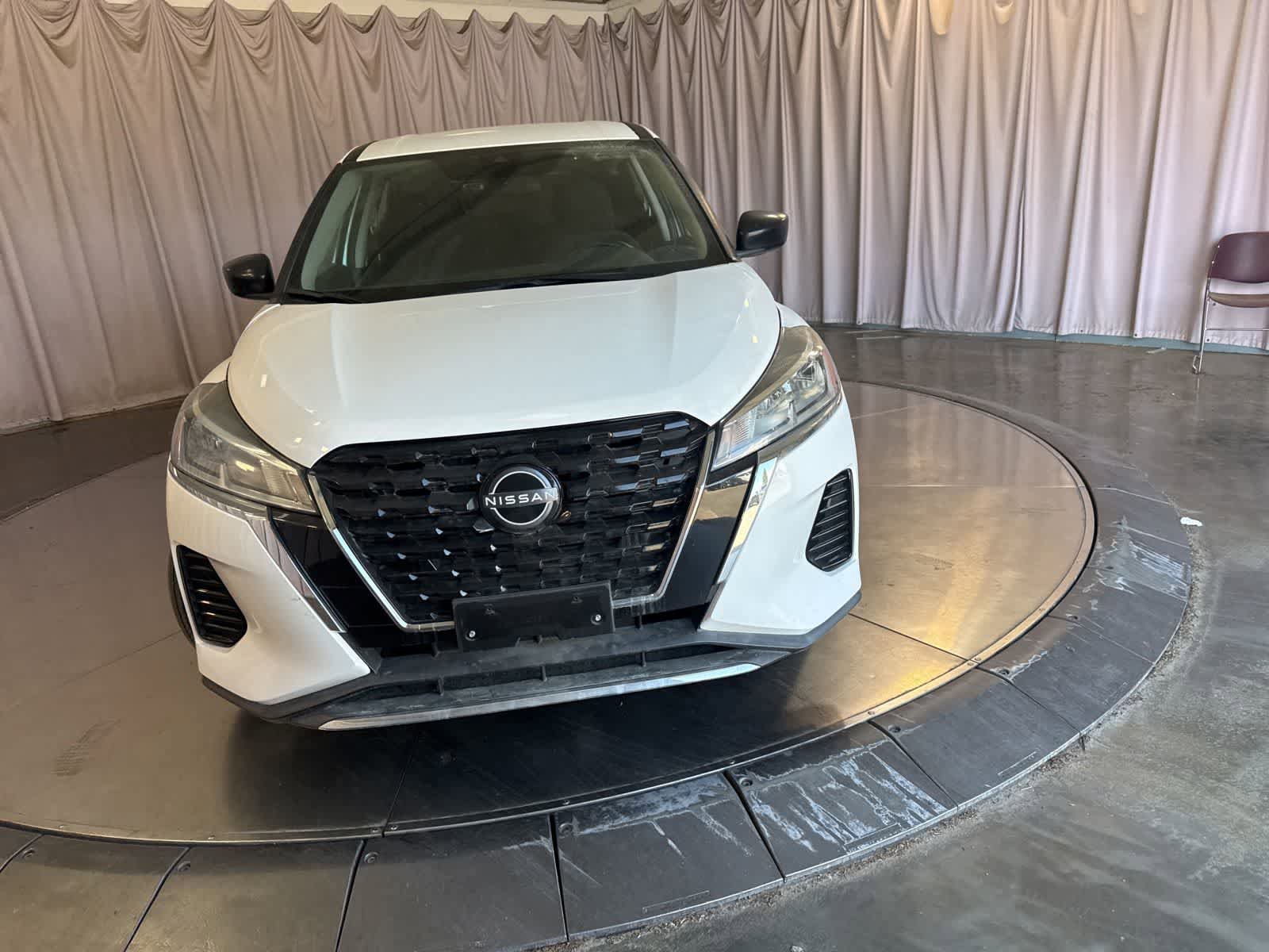 Used 2023 Nissan Kicks S FWD video 2