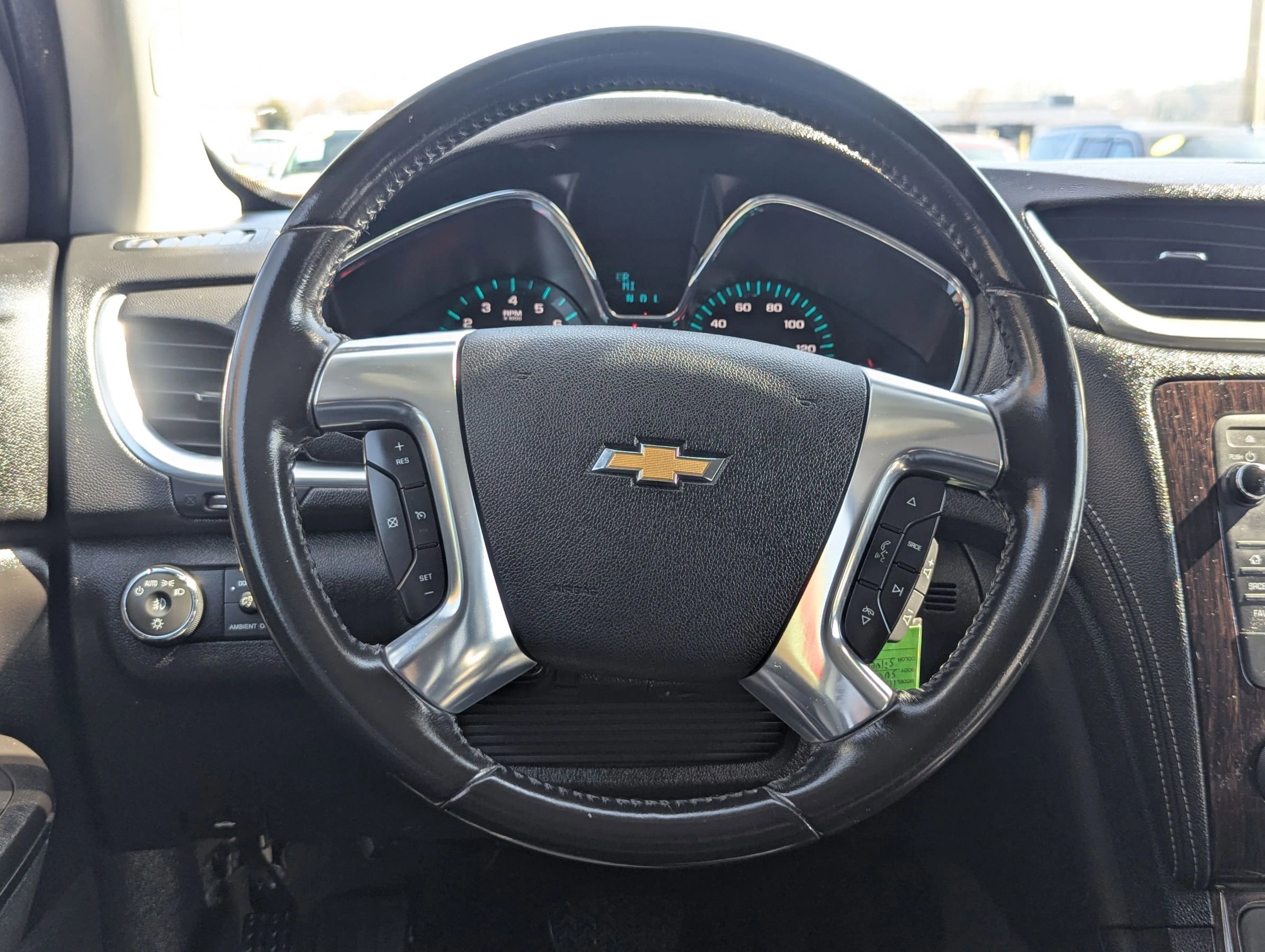 Used 2017 Chevrolet Traverse LT image 20