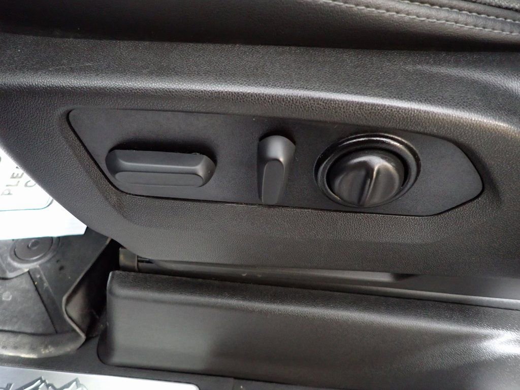 Used 2022 Chevrolet Silverado 1500 High Country image 24