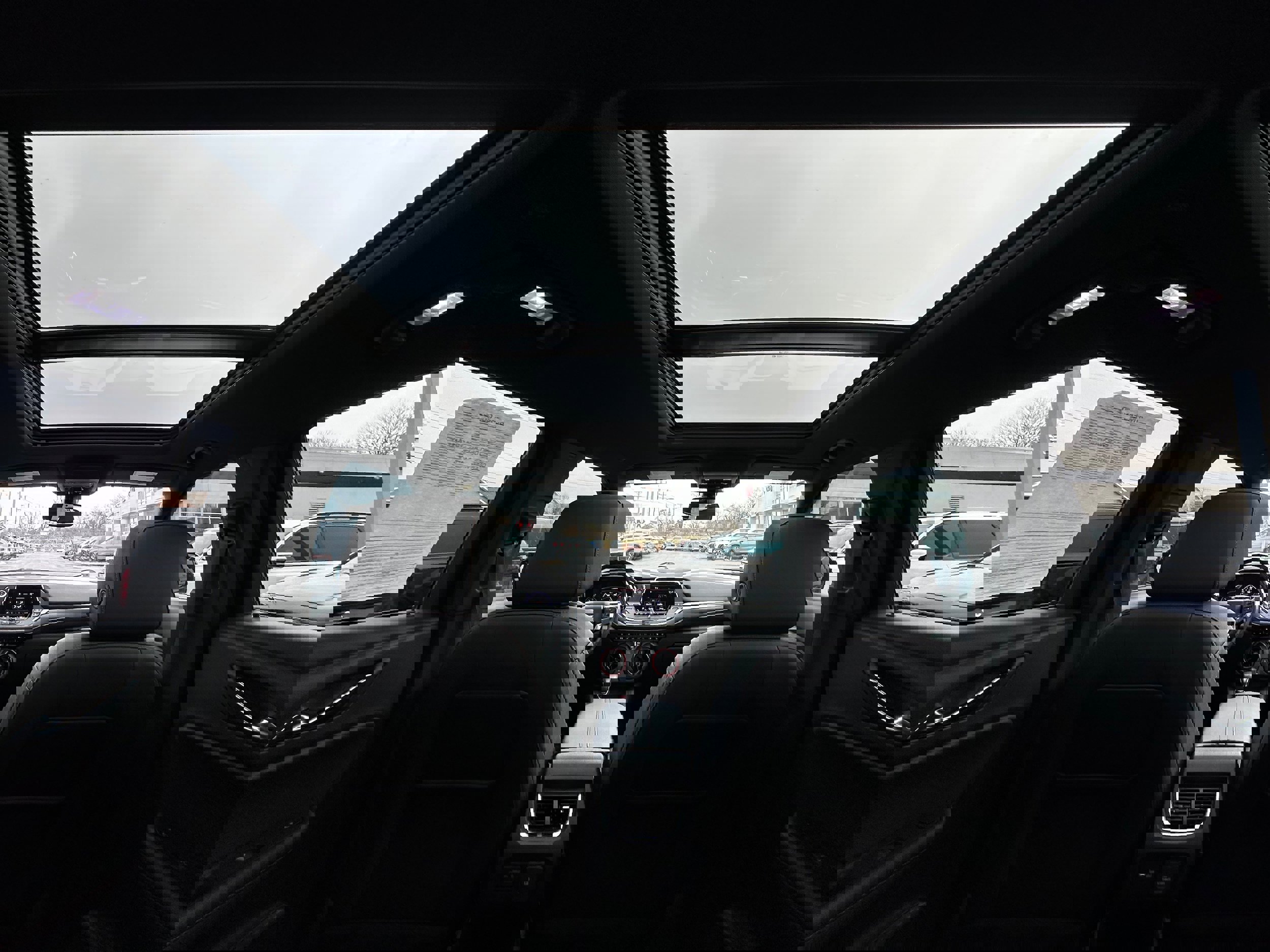 Used 2022 Chevrolet Blazer RS w/ Enhanced Convenience Package image 12