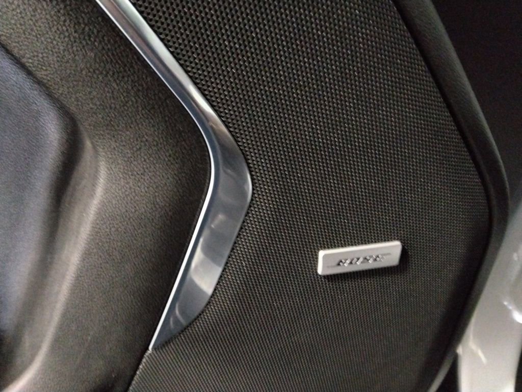 Used 2021 Chevrolet Tahoe Premier w/ Premium Package image 33