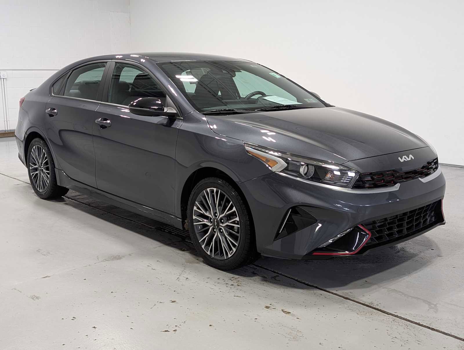 Certified 2023 Kia Forte GT-Line image 6