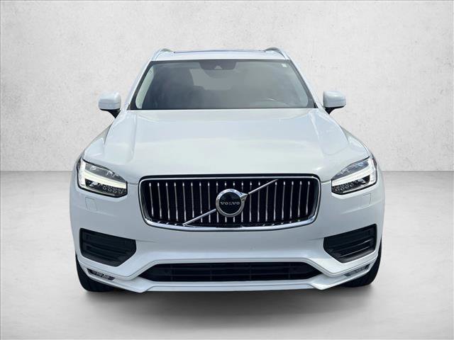 Used 2021 Volvo XC90 T6 Momentum image 2