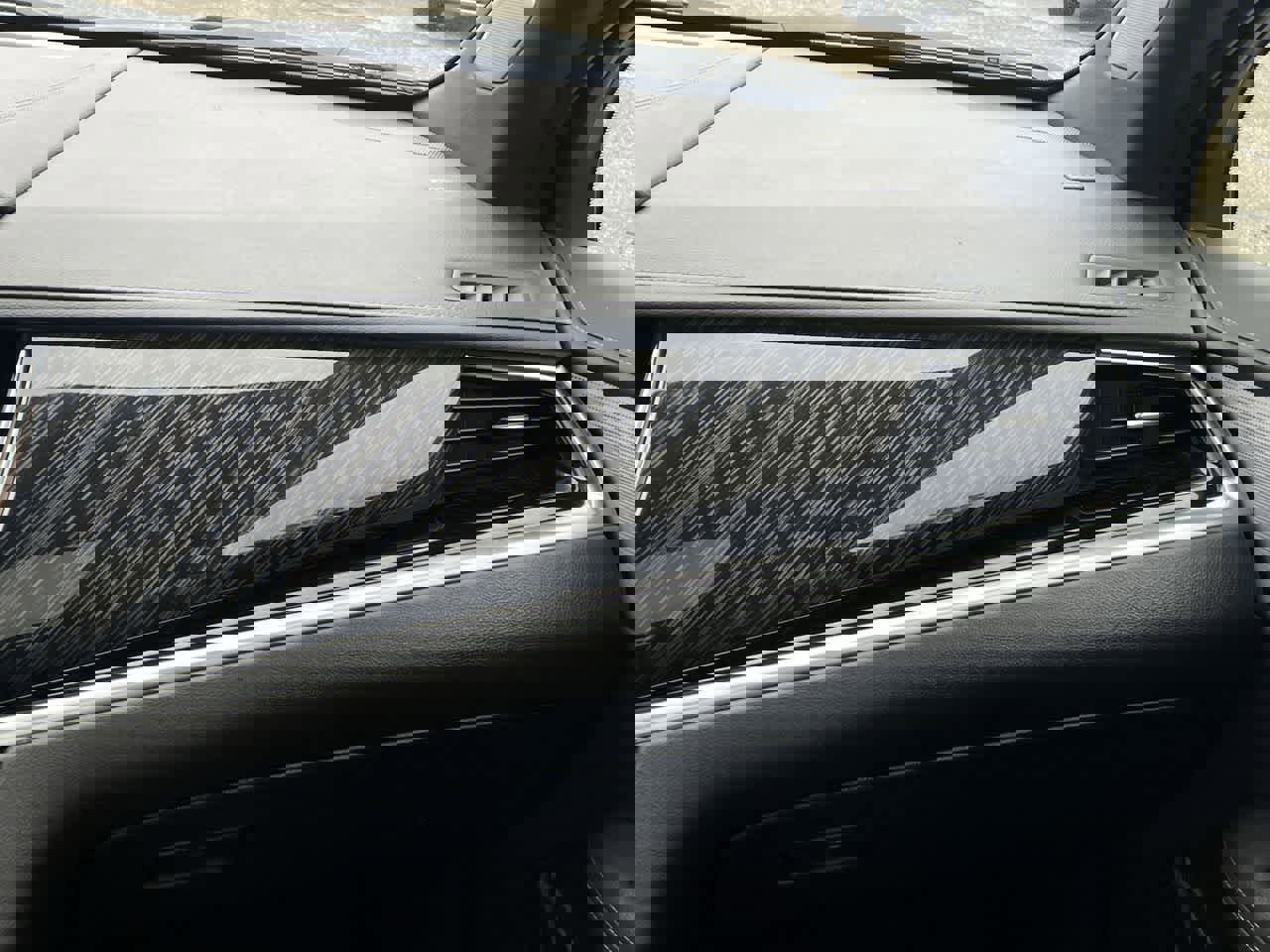 Certified 2024 Cadillac XT6 Premium Luxury w/ LPO, Floor Liner Package image 16