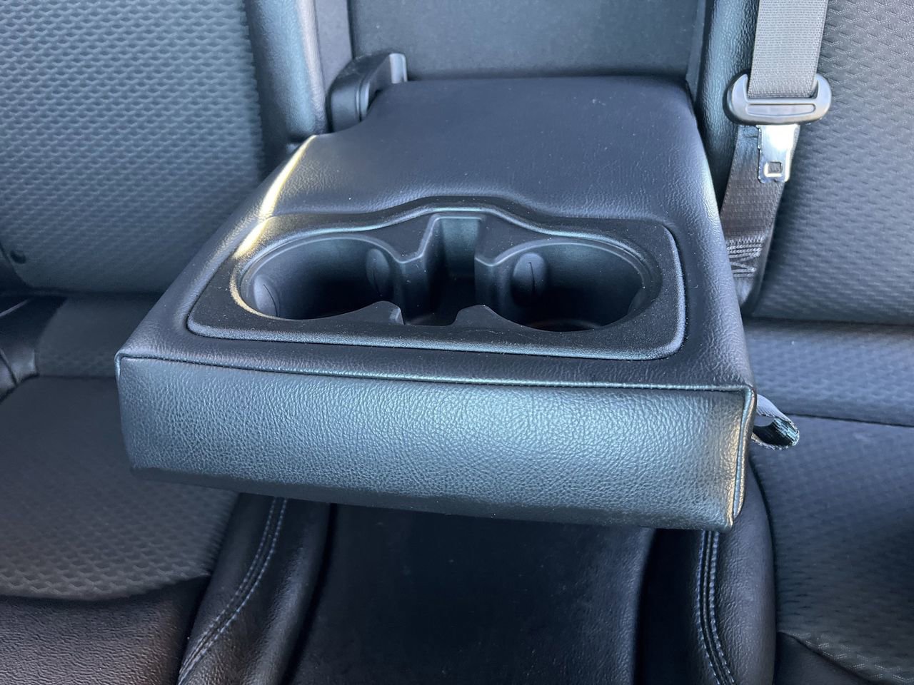 Used 2024 Jeep Compass Latitude image 21