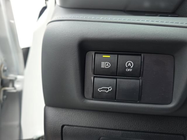 Certified 2024 Toyota Highlander LE image 16