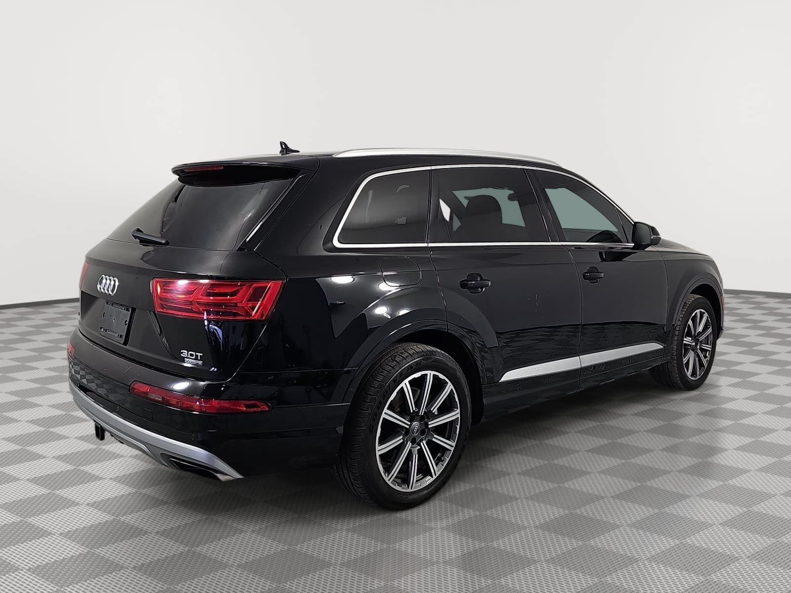 Used 2017 Audi Q7 3.0T Premium Plus AWD/4WD image 8