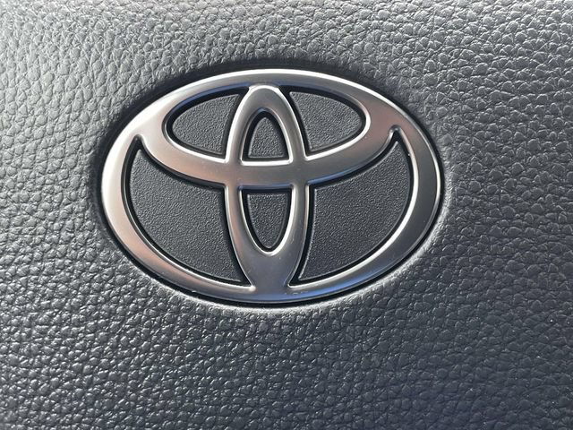 Used 2026 Toyota Camry SE FWD image 45