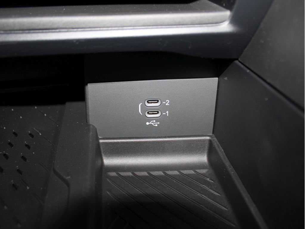 New 2026 Chrysler Pacifica Limited w/ S Appearance Package image 20