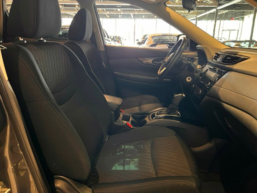 Used 2020 Nissan Rogue S w/ Special Edition Package image 30