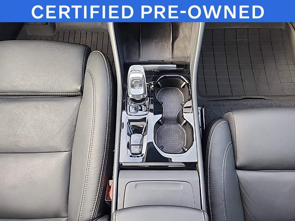 Used 2024 Volvo XC40 B5 Plus w/ Protection Package Premier AWD/4WD image 23