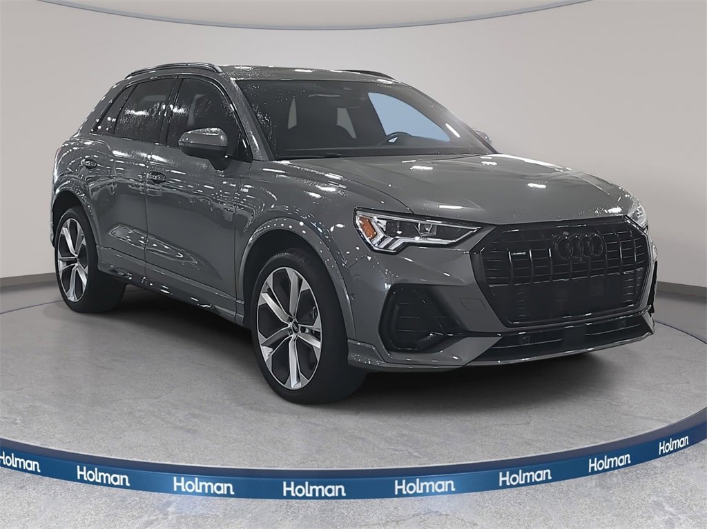 Used 2021 Audi Q3 2.0T Premium Plus w/ Premium Plus Package image 4