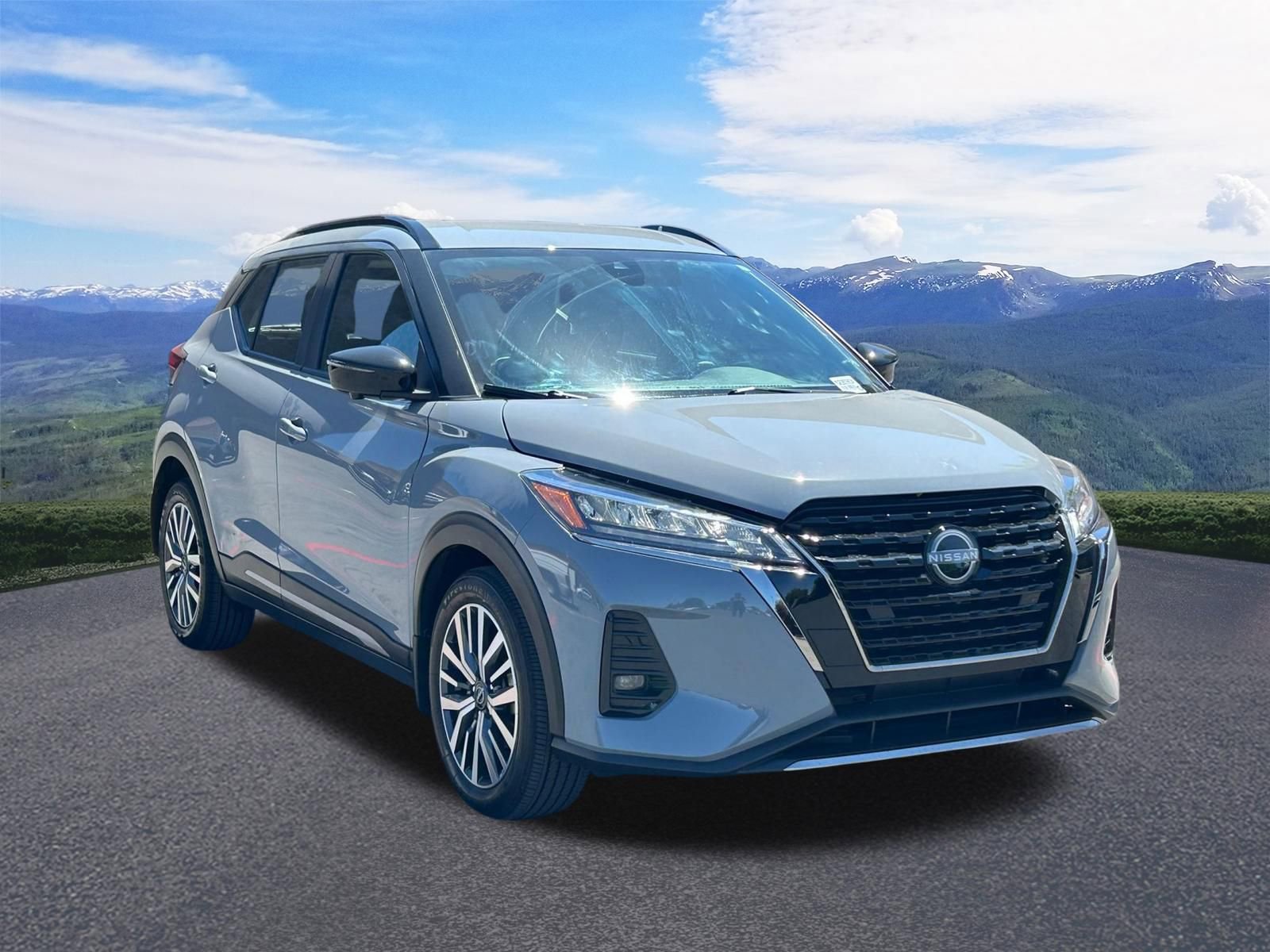 Used 2023 Nissan Kicks SR FWD image 8