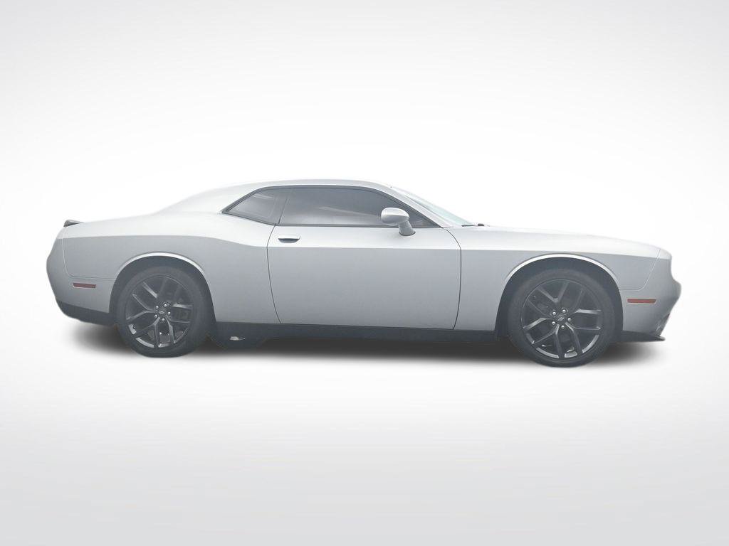 Used 2020 Dodge Challenger SXT w/ Blacktop Package RWD image 31