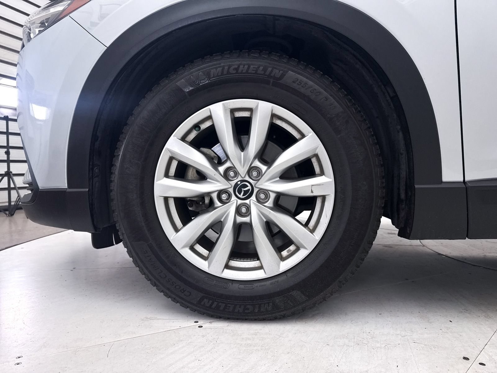 Used 2017 MAZDA CX-9 Sport FWD image 4