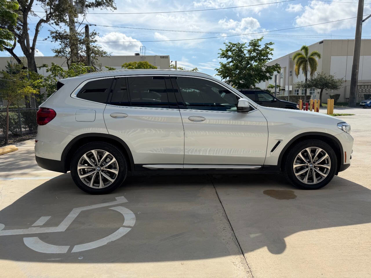 Used 2019 BMW X3 sDrive30i w/ Driving Assistance Package image 5