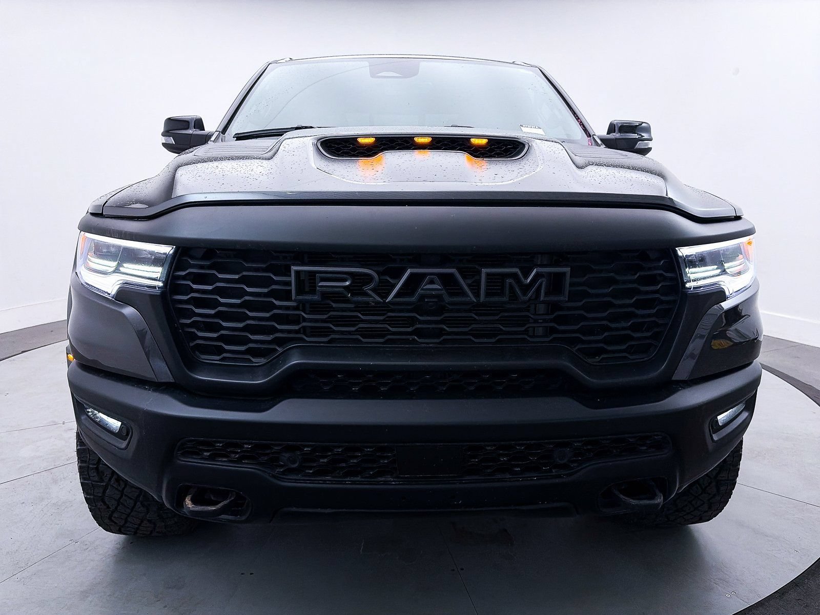 Used 2025 RAM 1500 RHO AWD/4WD image 11