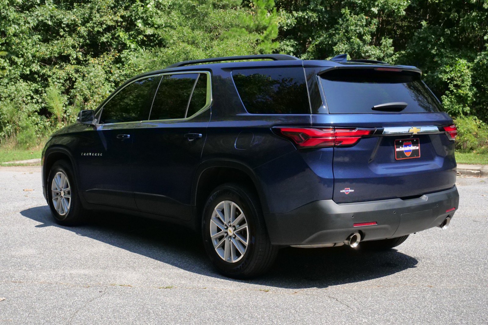 Used 2022 Chevrolet Traverse LT AWD/4WD image 7