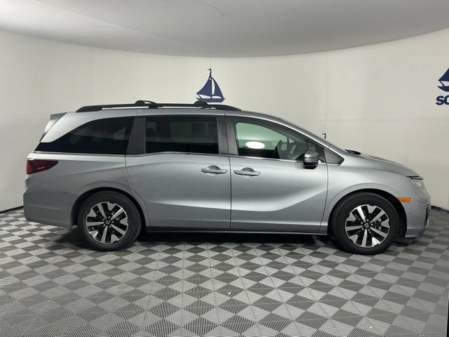Certified 2026 Honda Odyssey EX-L image 6