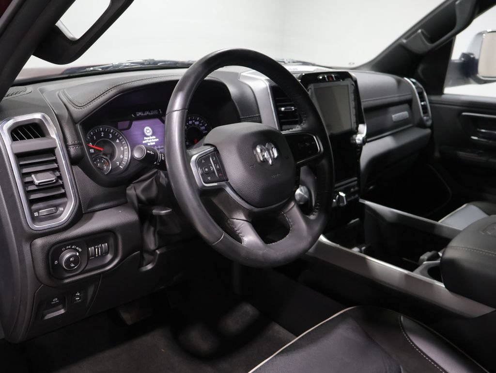 Used 2023 RAM 1500 Laramie AWD/4WD image 17