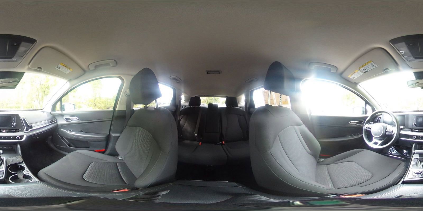 Used 2025 Kia Sportage LX image 41