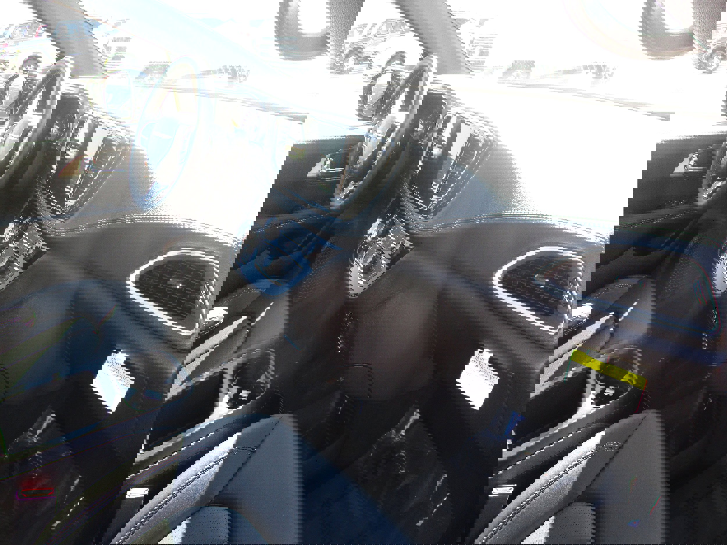 Used 2025 Chrysler Pacifica Select image 42