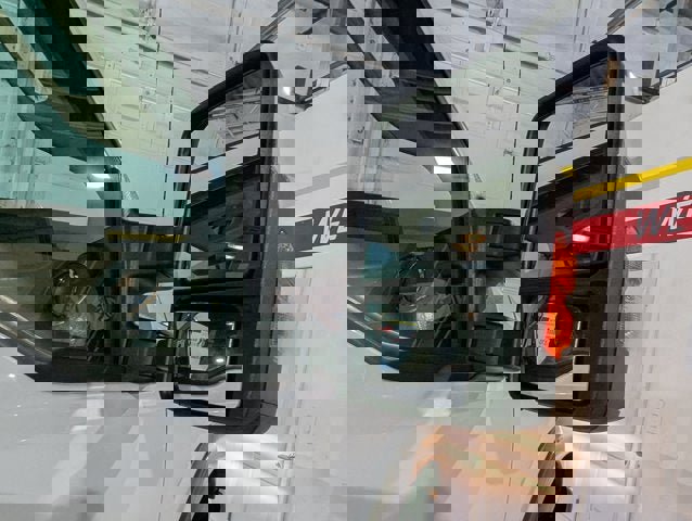 Used 2016 Ford F250 Lariat w/ Chrome Package image 44