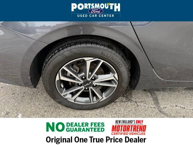 Used 2023 Kia Forte LXS FWD image 25