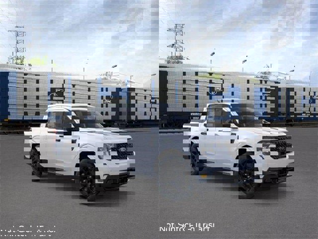 New 2025 Ford Maverick XLT w/ Equipment Group 301A