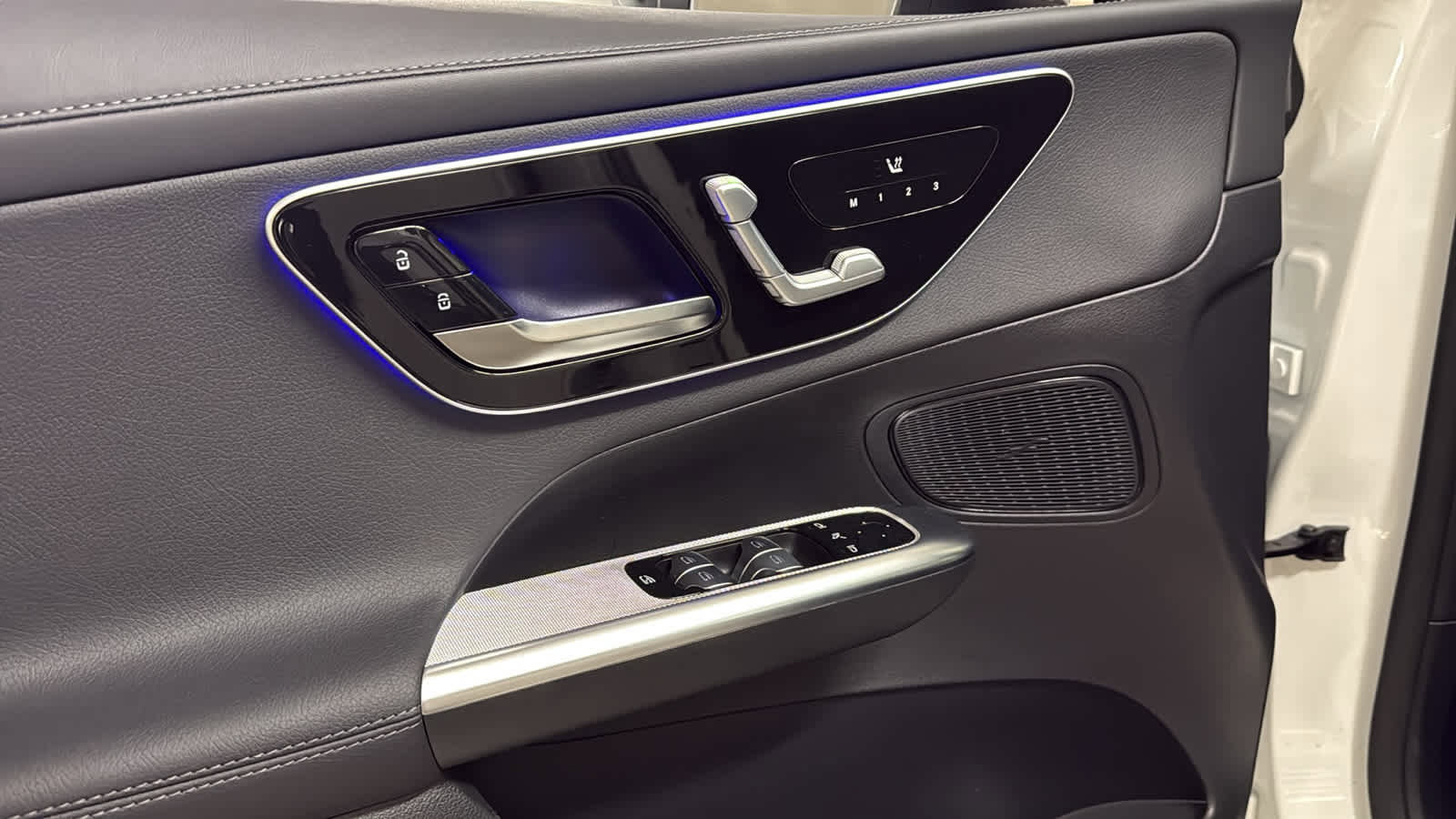 New 2026 Mercedes-Benz GLC 43 AMG 4MATIC image 17