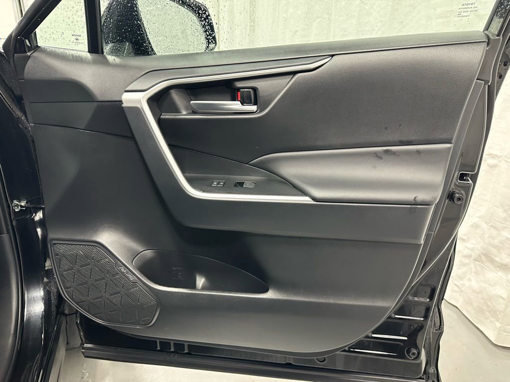 Used 2025 Toyota RAV4 Woodland Edition image 56