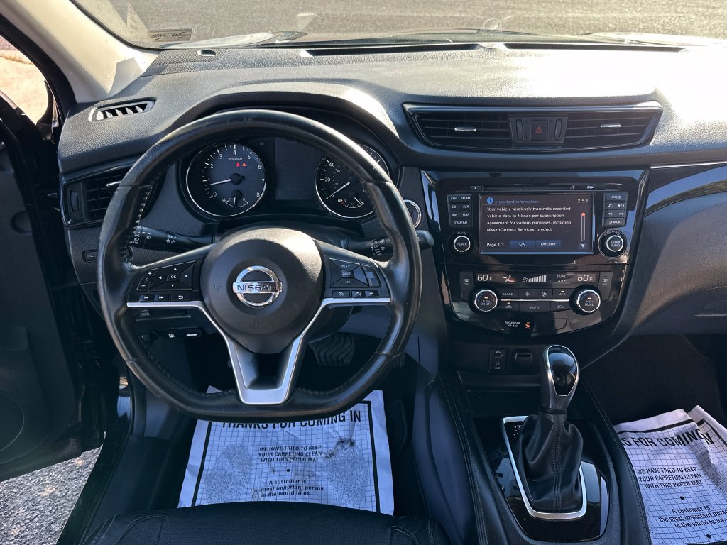 Used 2017 Nissan Rogue Sport SL AWD/4WD image 30