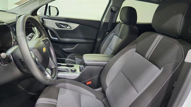 Used 2025 Chevrolet Blazer LT image 12