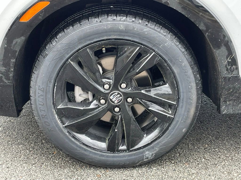 Used 2024 Buick Encore GX Sport Touring image 32