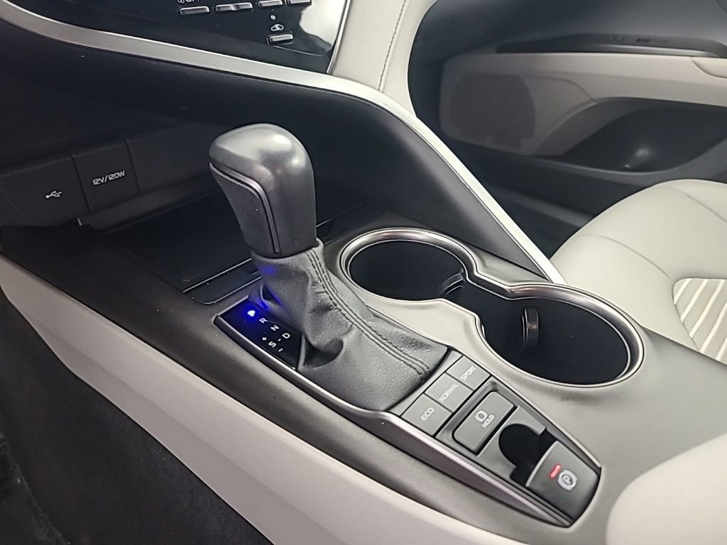 Used 2023 Toyota Camry SE image 36