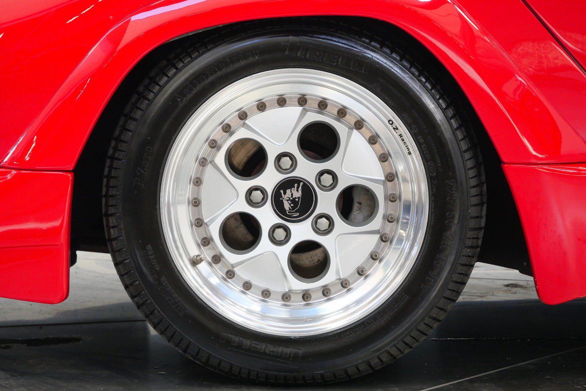 Used 1989 Lamborghini Countach Coupe RWD image 10