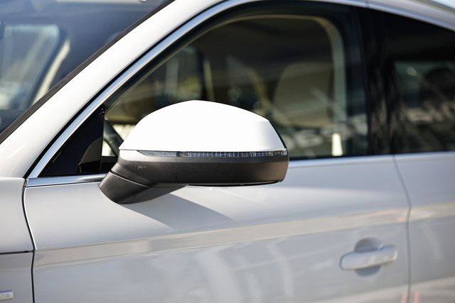 Certified 2025 Audi Q5 2.0T Premium Plus w/ Premium Plus Package image 11