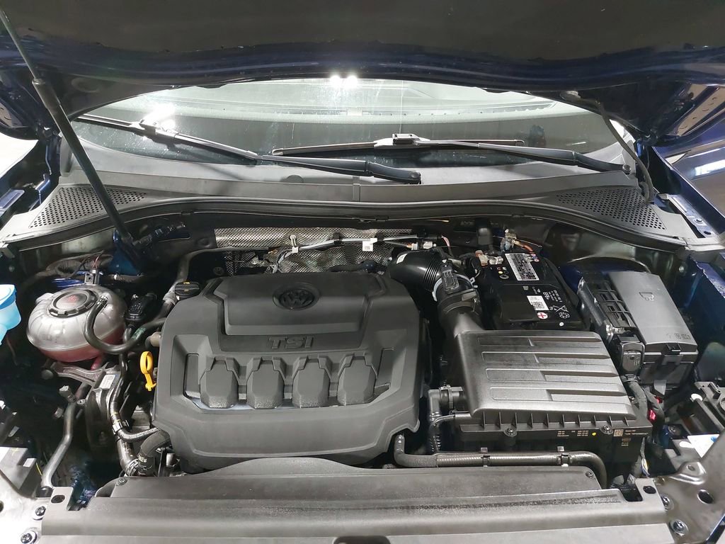 Used 2022 Volkswagen Tiguan SE image 32