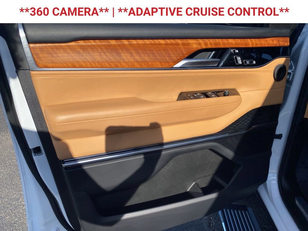 Used 2022 Jeep Grand Wagoneer Series III image 11