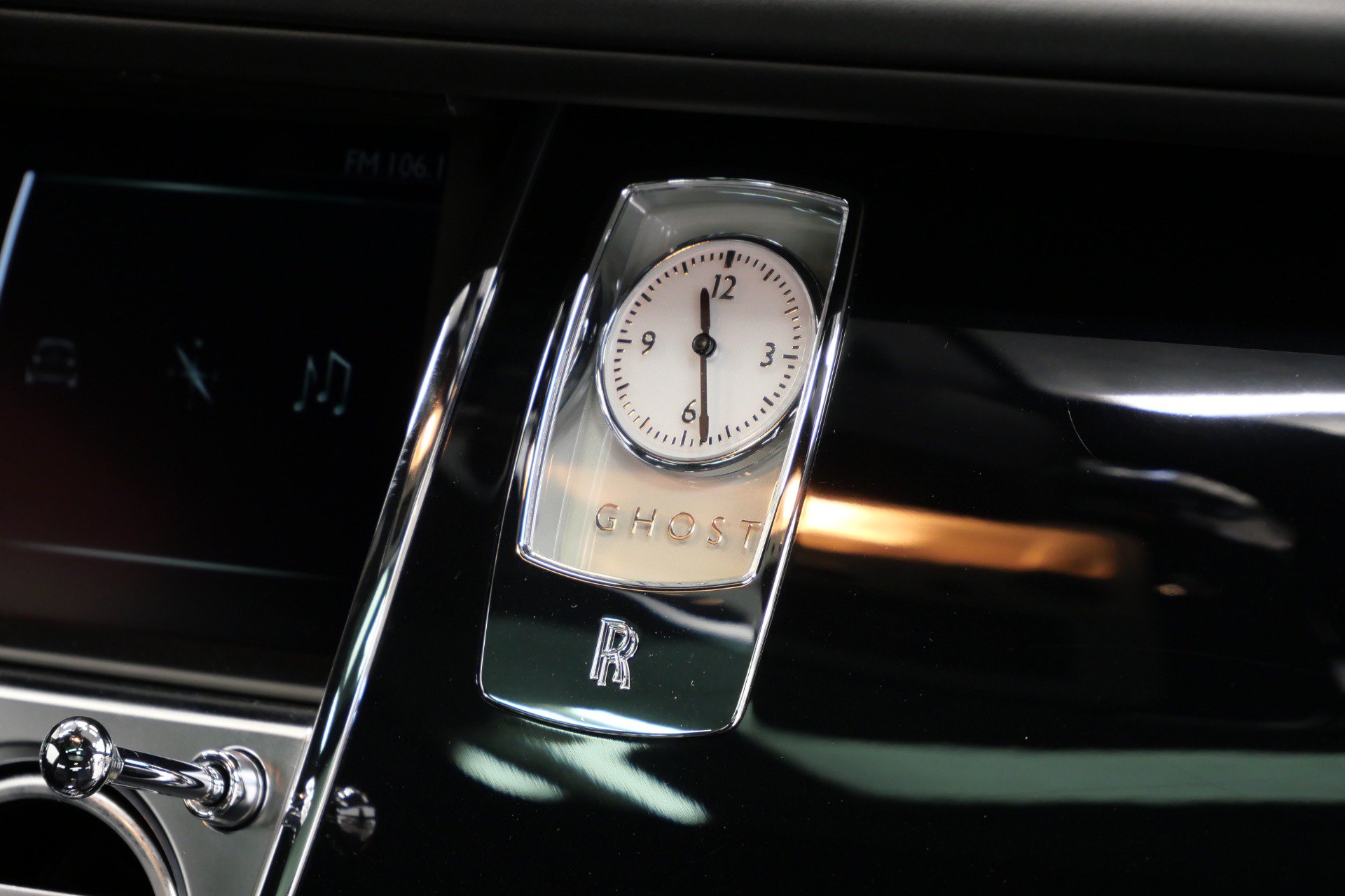Used 2019 Rolls-Royce Ghost Extended Wheelbase RWD image 28