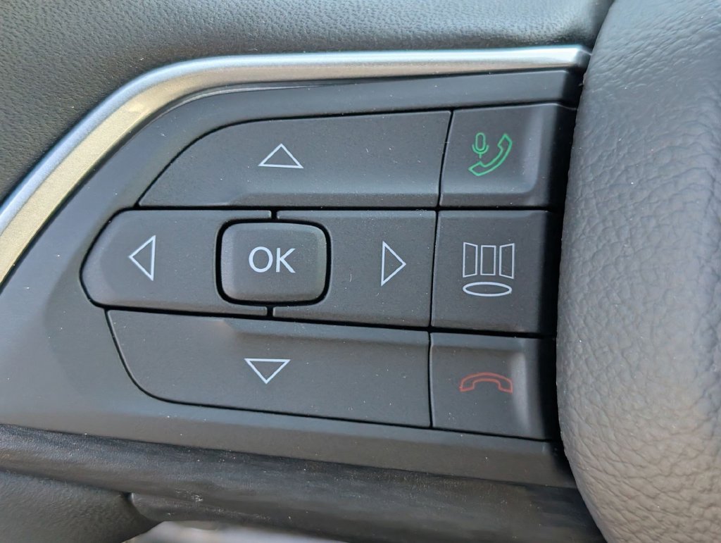 New 2026 Jeep Grand Cherokee Laredo RWD image 14