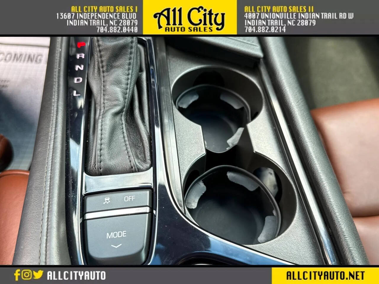 Used 2014 Cadillac ELR w/ Luxury Package FWD image 31