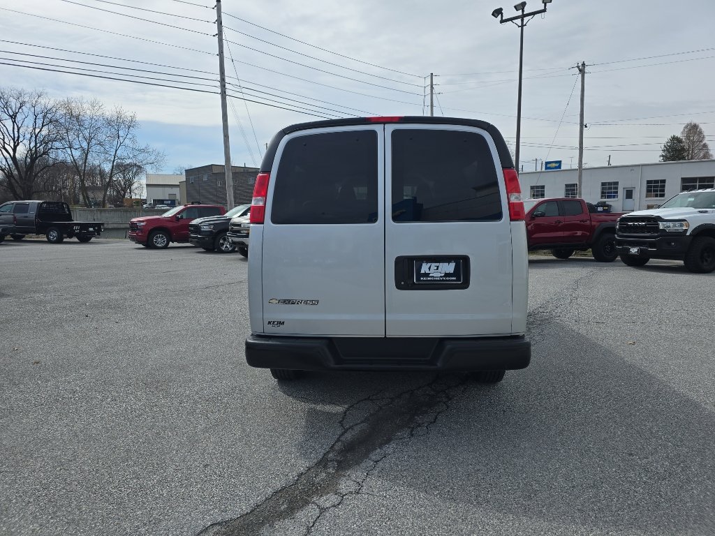 Used 2020 Chevrolet Express 3500 LS image 6