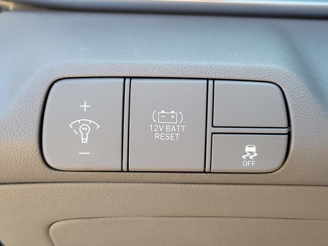 New 2026 Hyundai Elantra Hybrid FWD image 20