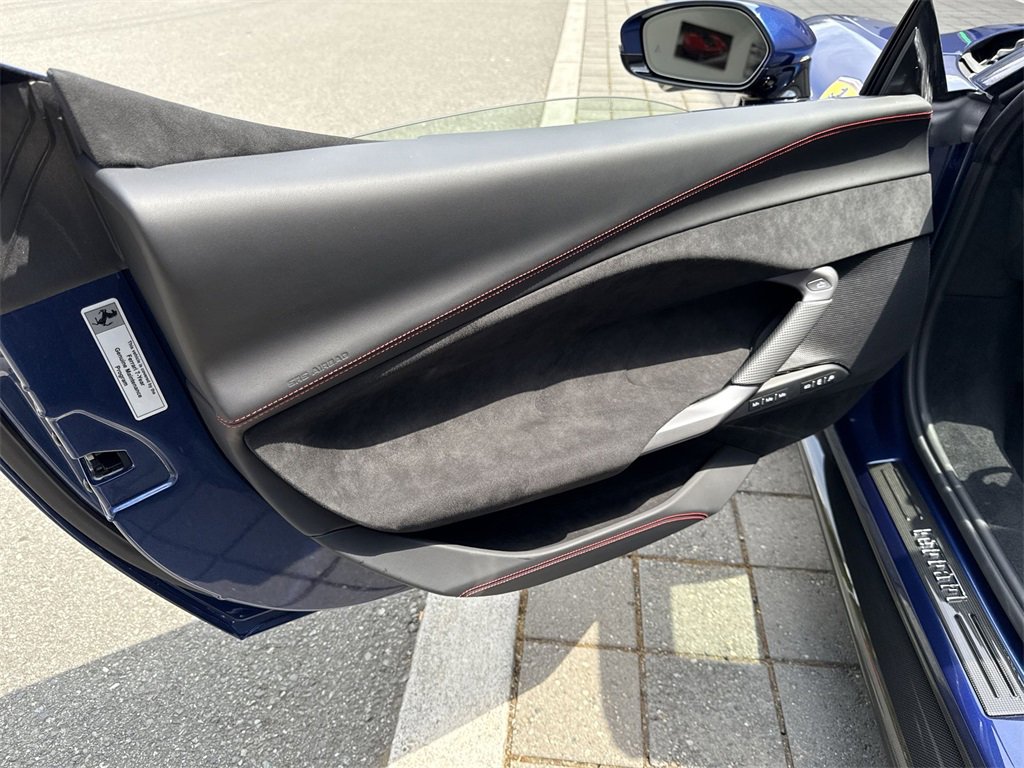 Used 2024 Ferrari 296 GTS image 27