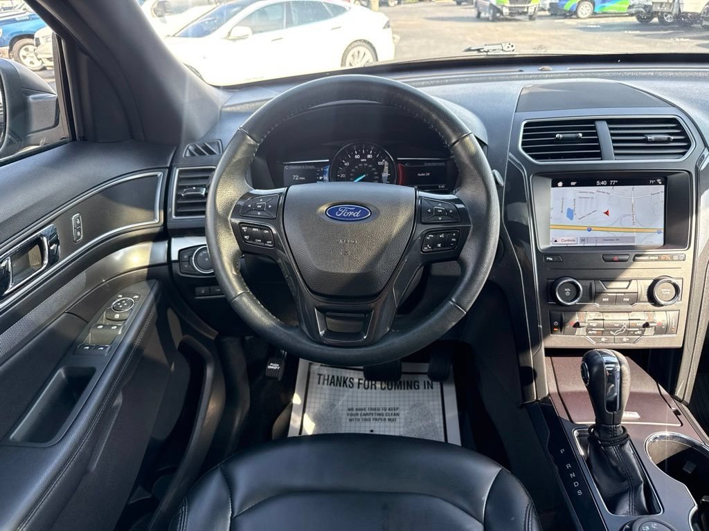 Used 2019 Ford Explorer XLT w/ Equipment Group 202A AWD/4WD image 16