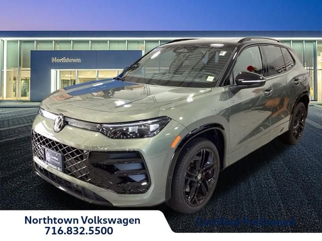 Used 2025 Volkswagen Tiguan SE R-Line